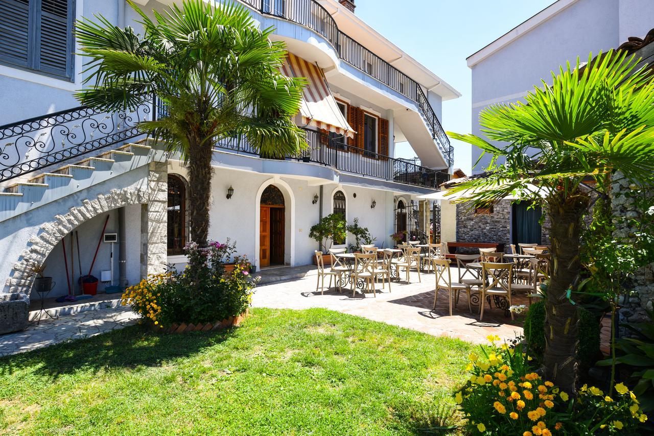 Rose Garden Hotel Shkoder Exterior photo